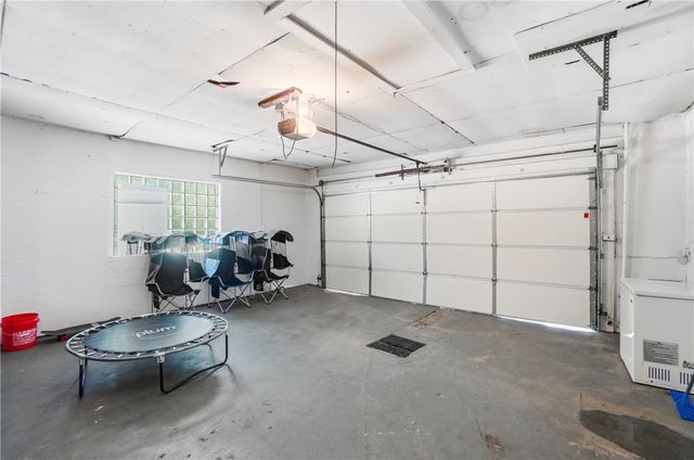 2553 Derr Road, Springfield, OH 45503