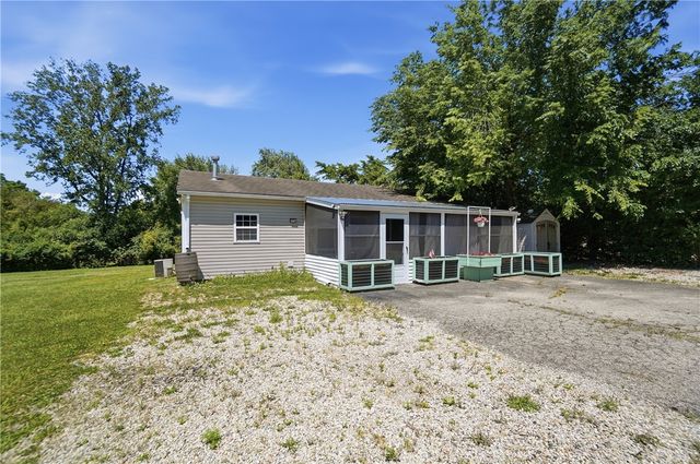 2553 Derr Road, Springfield, OH 45503