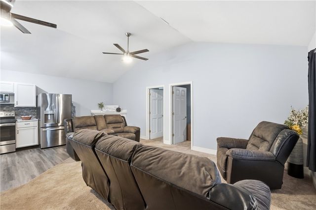 2553 Derr Road, Springfield, OH 45503