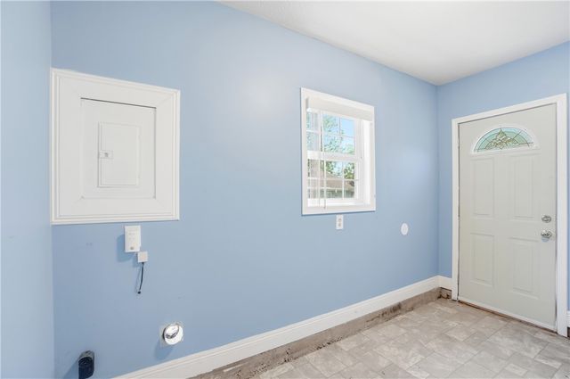 2553 Derr Road, Springfield, OH 45503