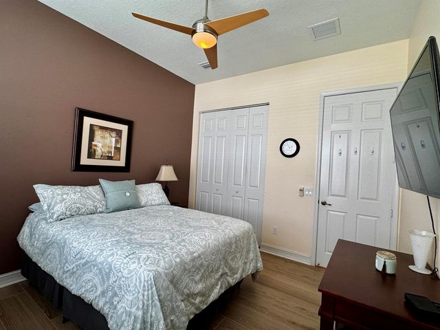 9385 Ivory Isle Road, Boynton Beach, FL 33473