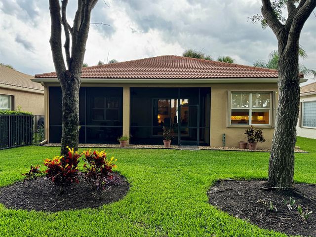 9385 Ivory Isle Road, Boynton Beach, FL 33473