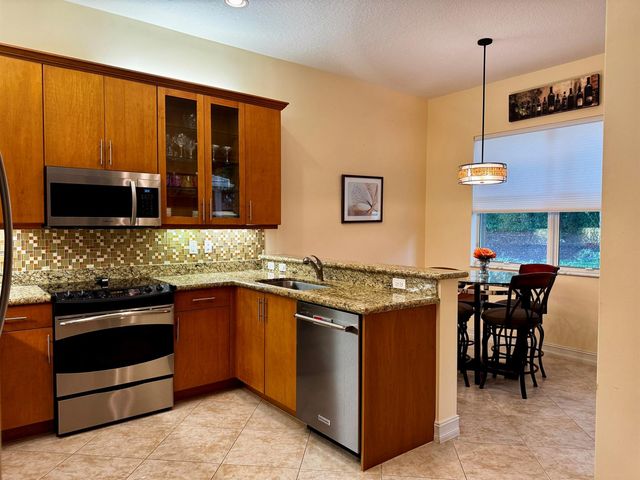 9385 Ivory Isle Road, Boynton Beach, FL 33473