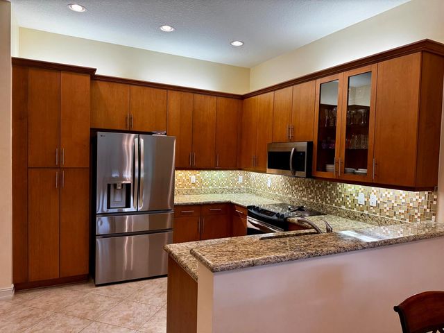 9385 Ivory Isle Road, Boynton Beach, FL 33473