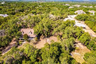 251 Oak Grove DR, Dripping Springs, TX 78620