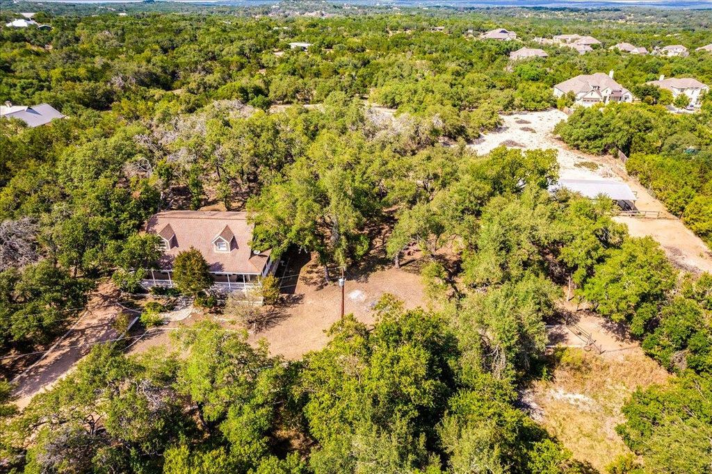 251 Oak Grove DR, Dripping Springs, TX 78620