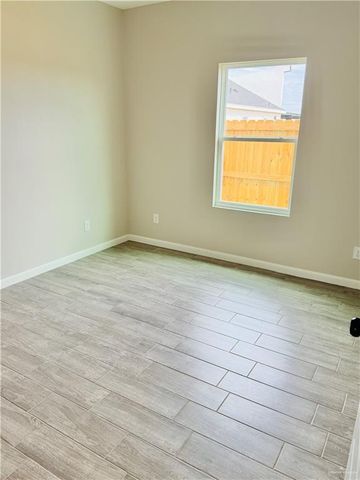 701 N Onyx Avenue 1, Edinburg, TX 78541