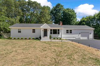 9 Arnold Lane, Norwalk, CT 06853