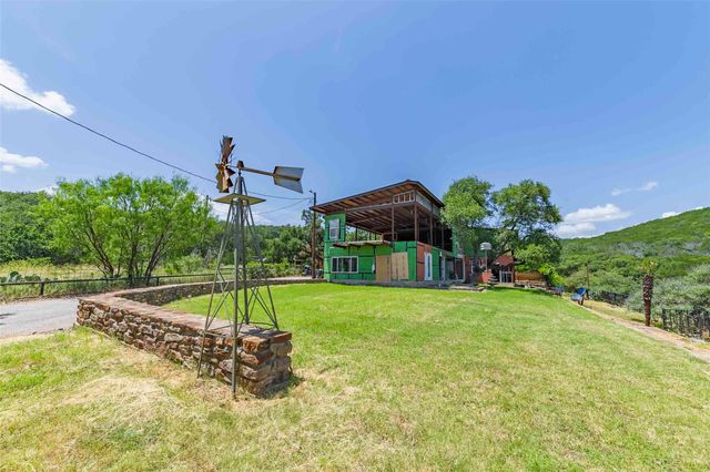 325 Eagle Rest LN NW, Burnet, TX 78611