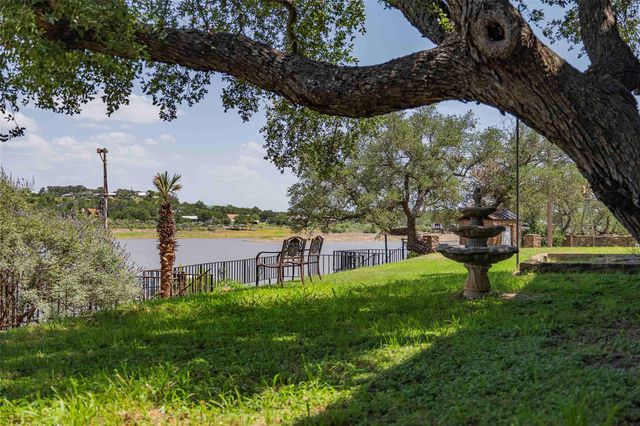 325 Eagle Rest LN NW, Burnet, TX 78611