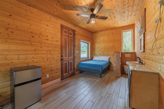 325 Eagle Rest LN NW, Burnet, TX 78611