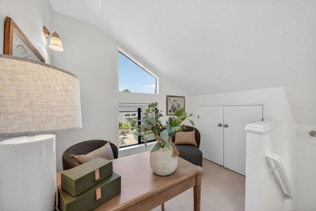 2080 Marich Way 15, Mountain View, CA 94040