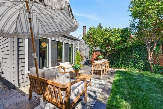 2080 Marich Way 15, Mountain View, CA 94040