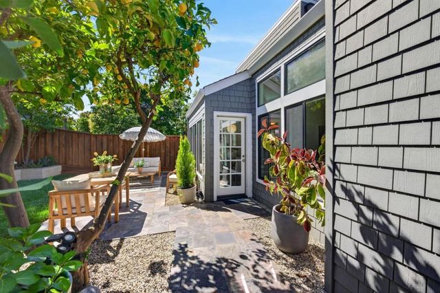 2080 Marich Way 15, Mountain View, CA 94040