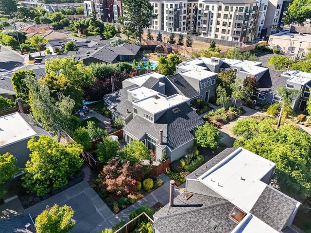 2080 Marich Way 15, Mountain View, CA 94040