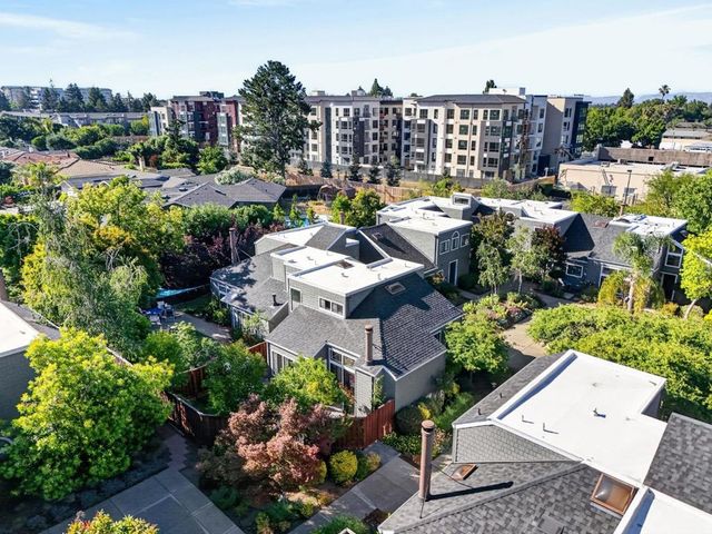 2080 Marich Way 15, Mountain View, CA 94040