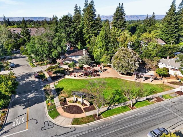 2080 Marich Way 15, Mountain View, CA 94040