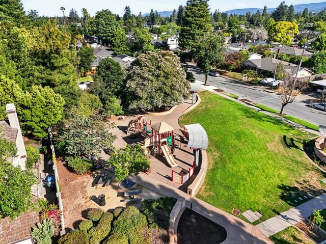 2080 Marich Way 15, Mountain View, CA 94040