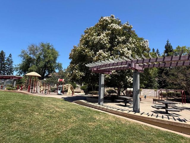 2080 Marich Way 15, Mountain View, CA 94040