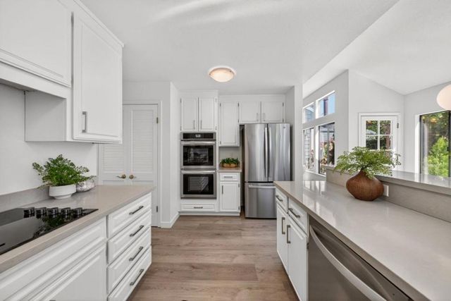 2080 Marich Way 15, Mountain View, CA 94040