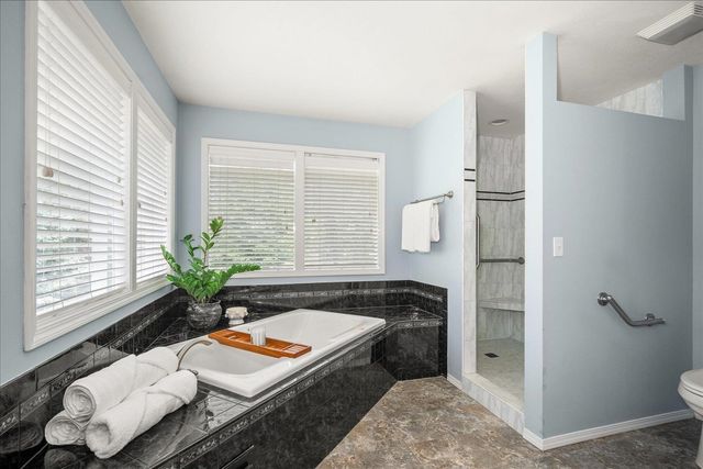 13615 W Charles Rd, Nine Mile Falls, WA 99026