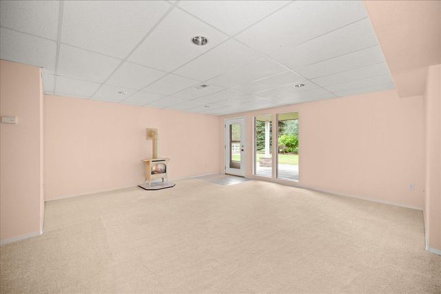 13615 W Charles Rd, Nine Mile Falls, WA 99026