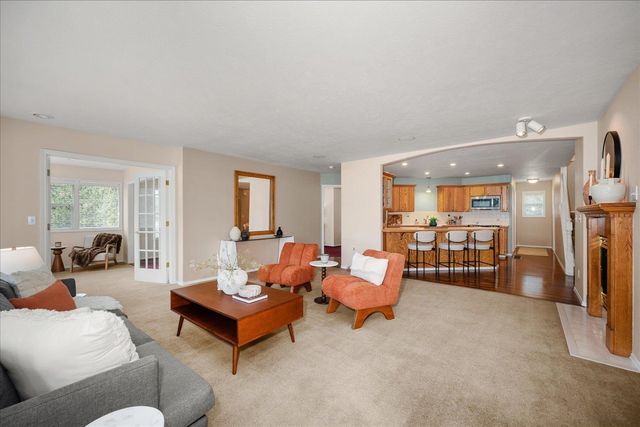 13615 W Charles Rd, Nine Mile Falls, WA 99026