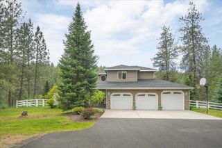 13615 W Charles Rd, Nine Mile Falls, WA 99026