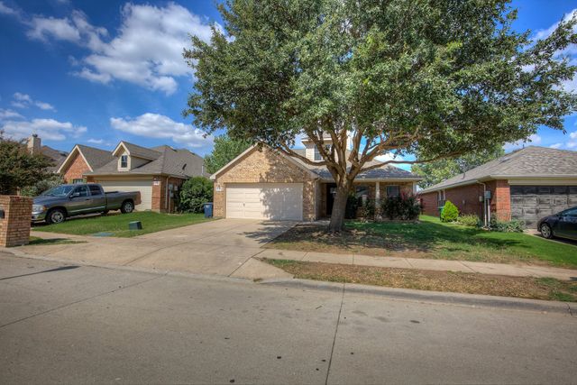 12125 Tacoma Ridge Drive, Fort Worth, TX 76244