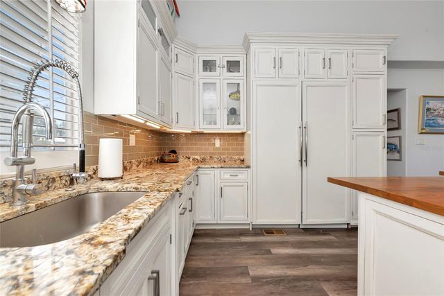 4211 3RD AVENUE NE, Bradenton, FL 34208