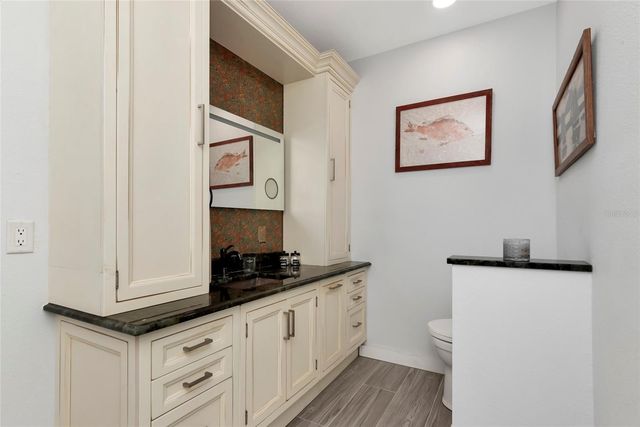 4211 3RD AVENUE NE, Bradenton, FL 34208