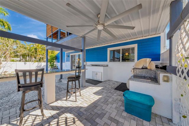 4211 3RD AVENUE NE, Bradenton, FL 34208