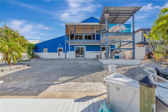 4211 3RD AVENUE NE, Bradenton, FL 34208