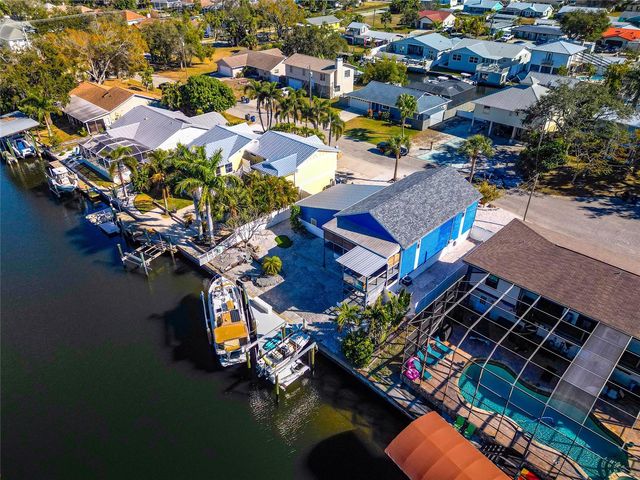 4211 3RD AVENUE NE, Bradenton, FL 34208