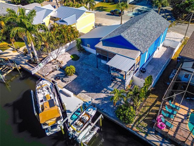 4211 3RD AVENUE NE, Bradenton, FL 34208