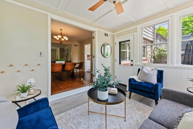 315 E Carlisle AVENUE, Whitefish Bay, WI 53217