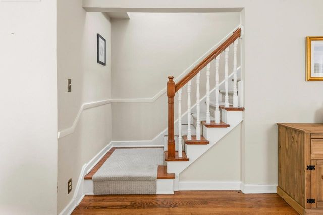 315 E Carlisle AVENUE, Whitefish Bay, WI 53217
