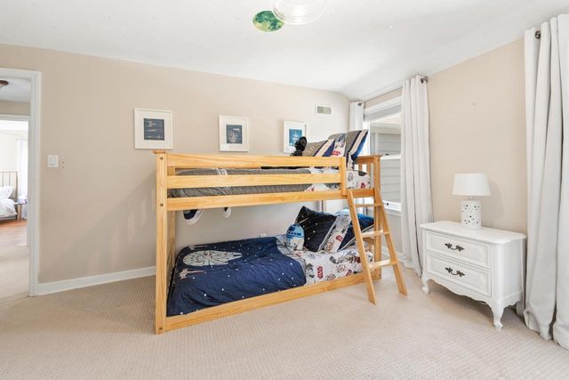 315 E Carlisle AVENUE, Whitefish Bay, WI 53217
