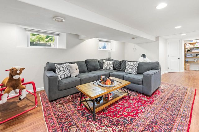315 E Carlisle AVENUE, Whitefish Bay, WI 53217