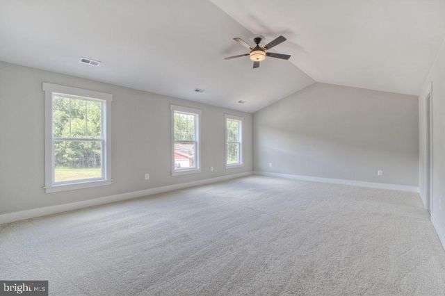480 LEELAND RD, Fredericksburg, VA 22405