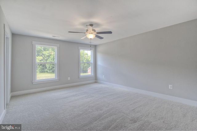 480 LEELAND RD, Fredericksburg, VA 22405
