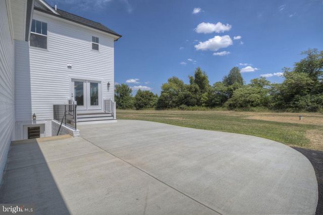 480 LEELAND RD, Fredericksburg, VA 22405