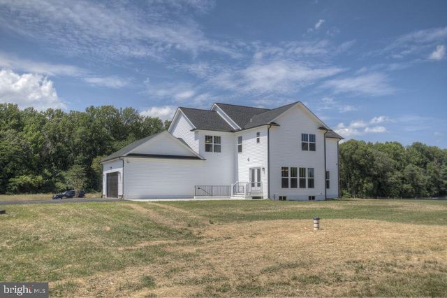 480 LEELAND RD, Fredericksburg, VA 22405