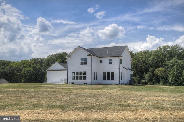 480 LEELAND RD, Fredericksburg, VA 22405
