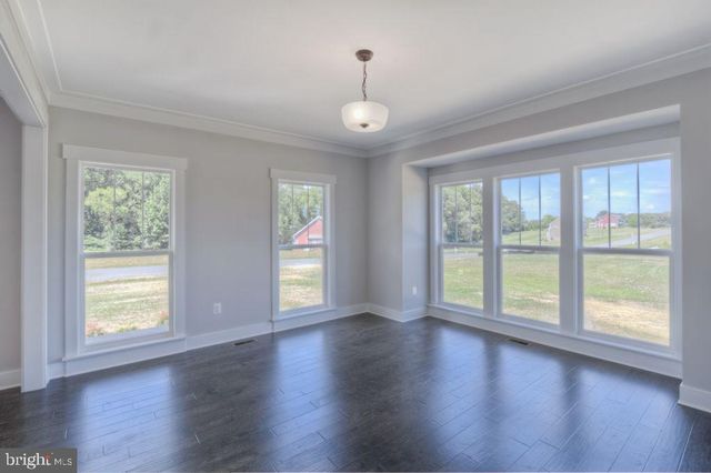 480 LEELAND RD, Fredericksburg, VA 22405
