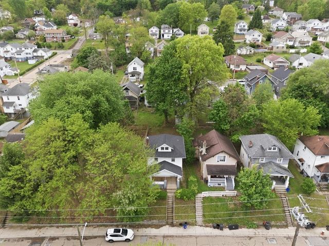 516 West End Ave, Coraopolis, PA 15108