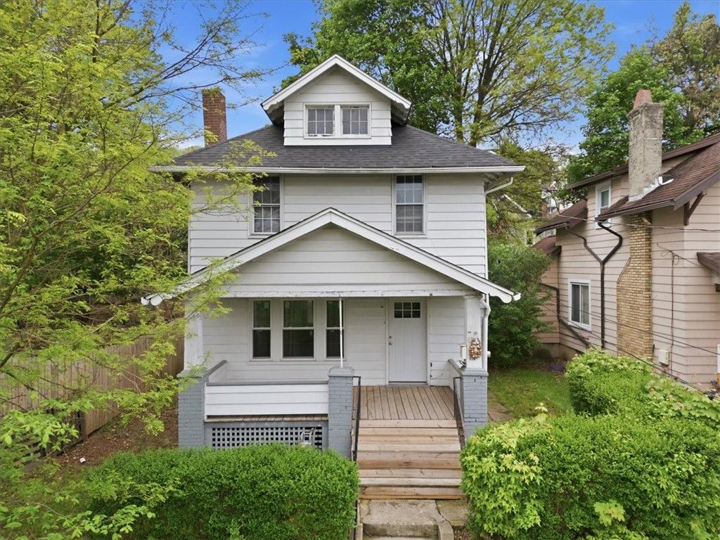 516 West End Ave, Coraopolis, PA 15108