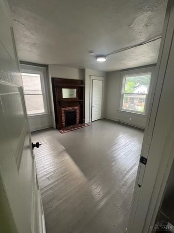 238 Helen Street, Cincinnati, OH 45219