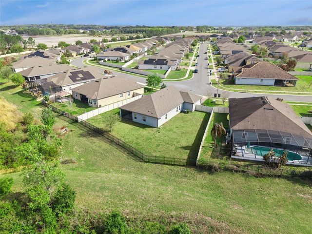 307 TERRACOTTA TERRACE, Howey In The Hills, FL 34737