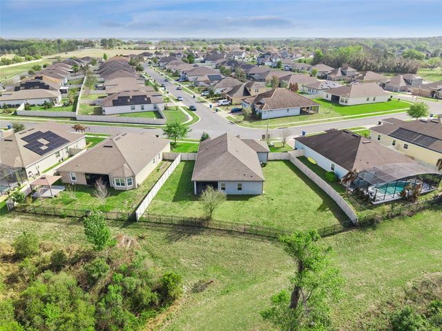 307 TERRACOTTA TERRACE, Howey In The Hills, FL 34737